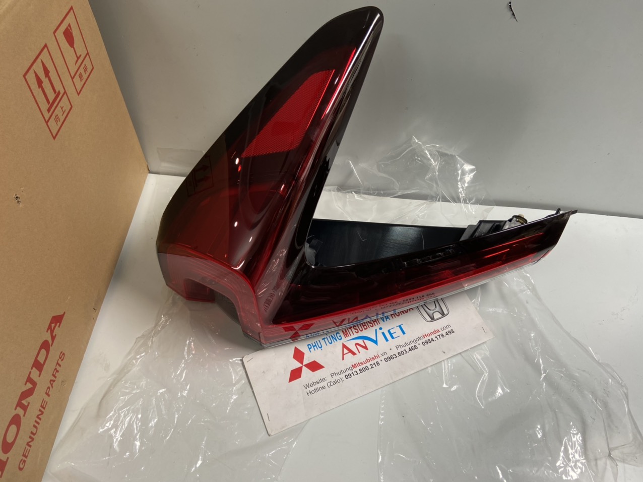 Đèn hậu bên lái xe honda CRV 2020